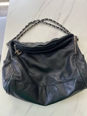 CHANEL Black Leather Hobo with Chain-Trim and CC Charm